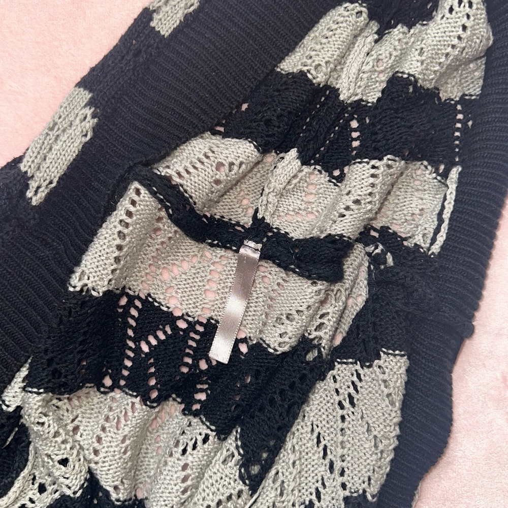 GREY & BLACK STRIPE KNITTED CARDIGAN W/ HOOD & WAIST TIE • SIZE S - Picture 3 of 6